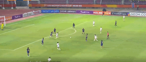bob半岛体育-半场：U20中国女足1-0泰国女足，肖亚飞破门，曾雨佳好球被吹